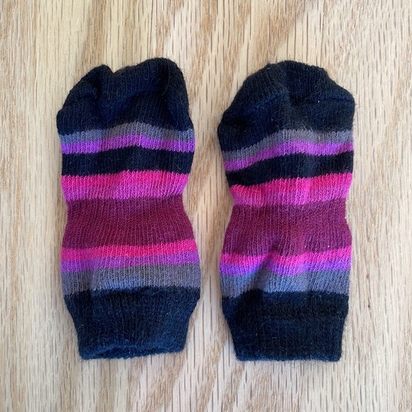 Dog Bundle: Pink Leash, Collar and Socks - Picture 2 of 16